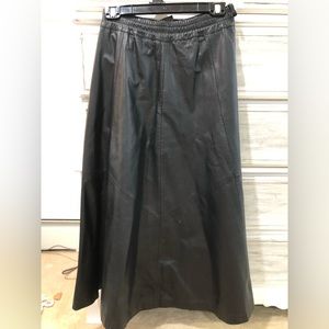 Leather skirt